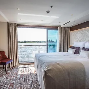 Viva Riverside Altstadt Otel Düsseldorf