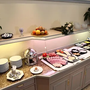 Ambiente Garni Otel Münih