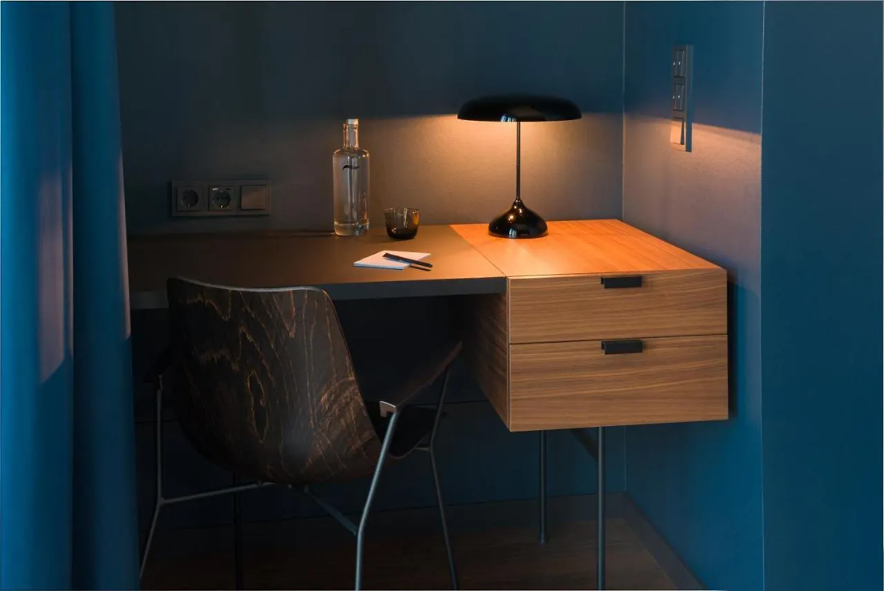 Emilu Design Hotel شتوتغارت 4*,
