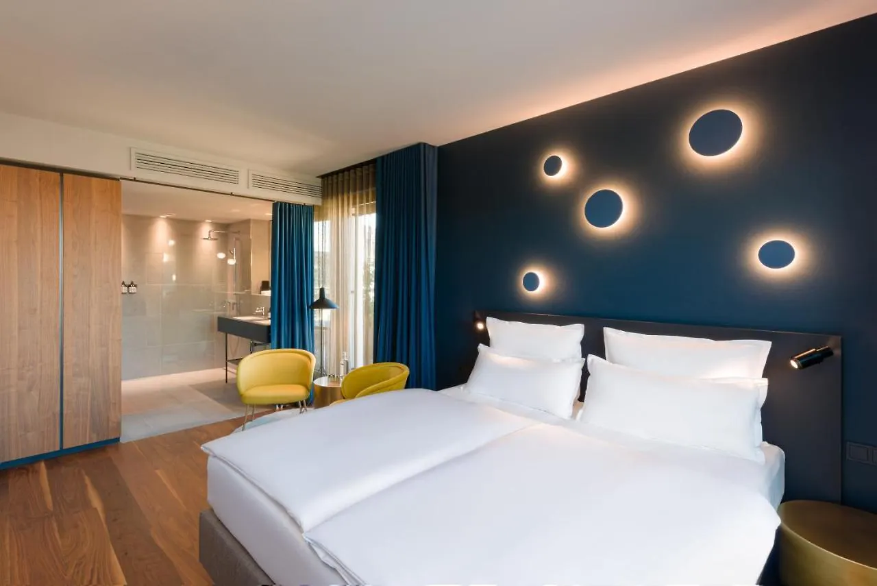 Emilu Design Hotel Stuttgart 4*,  Germany